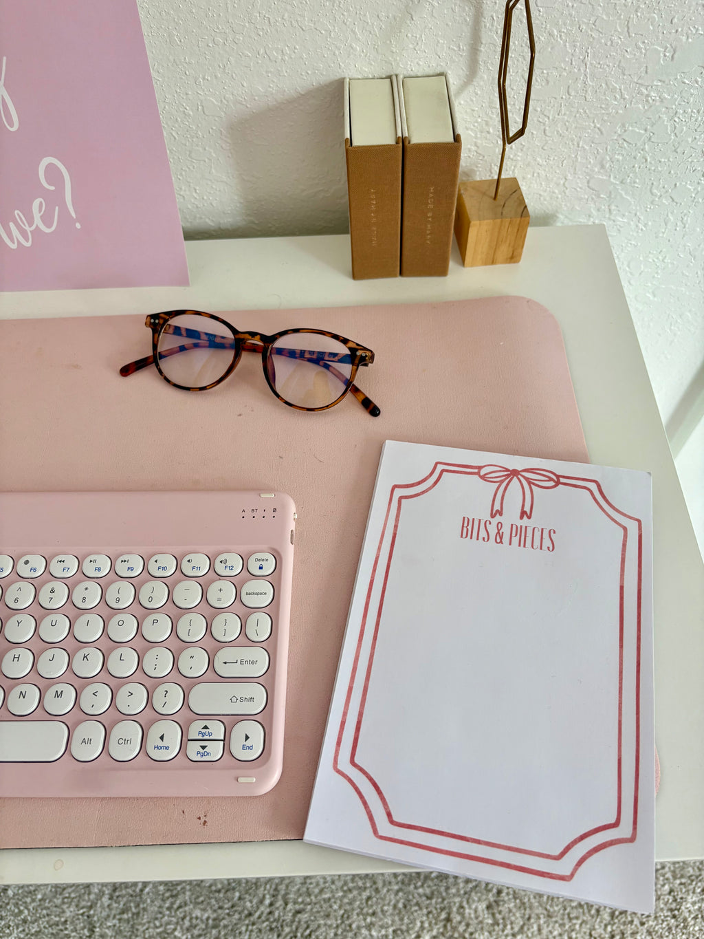Red Bits & Pieces Bow Notepad
